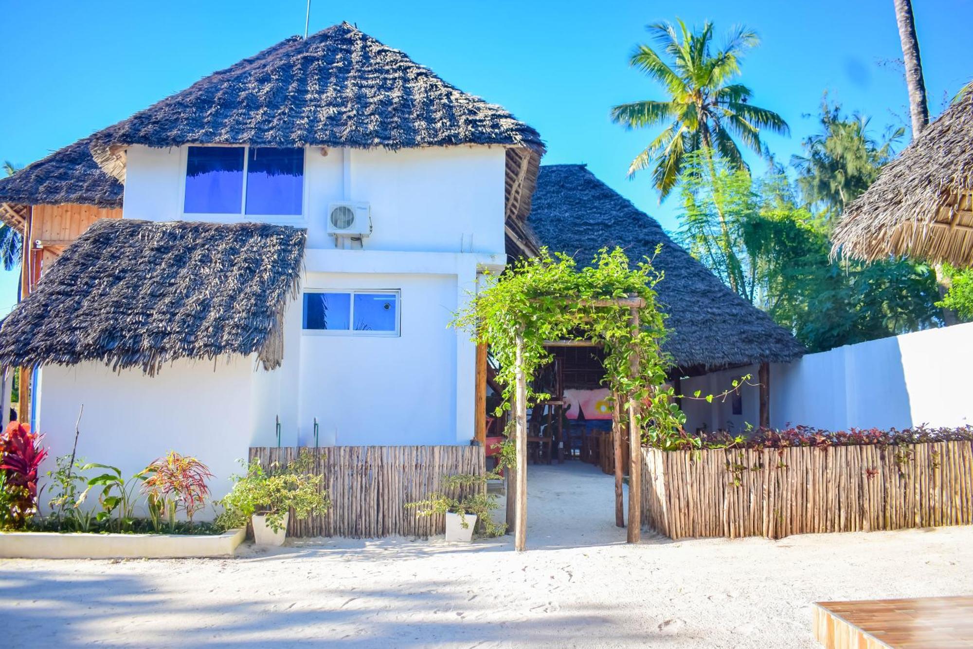 Uhuru House And Restaurant Nungwi Zewnętrze zdjęcie